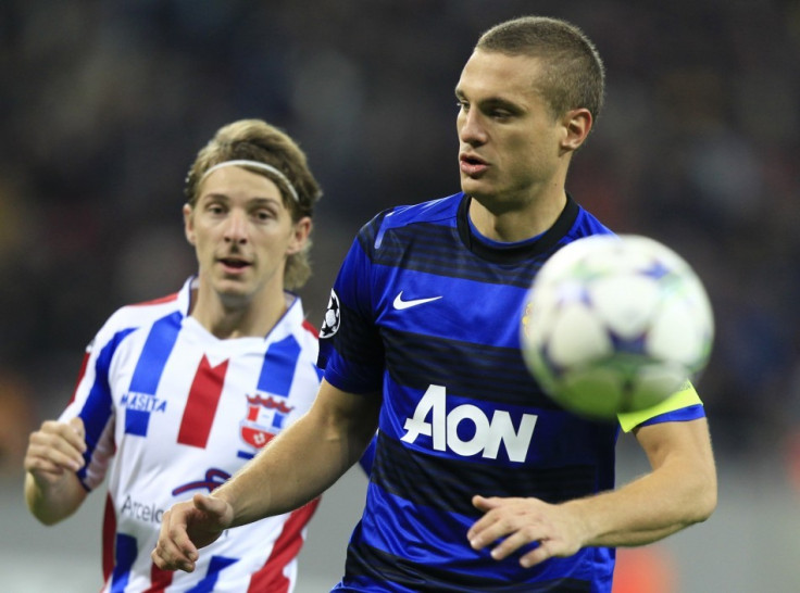 Nemanja Vidic (R)