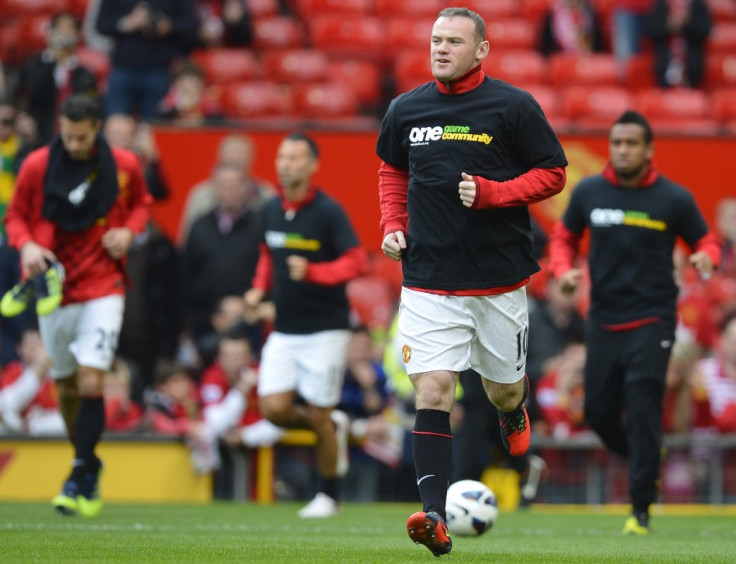 Manchester United Players Wearing Kick It Out T-Shirts