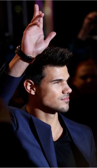 Actor Taylor Lautner arrives for the European premiere of The Twilight Saga Breaking Dawn Part 2 in London