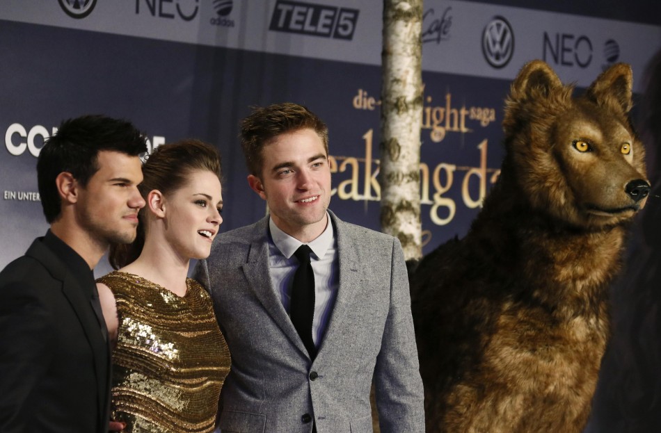 Pattinson, Stewart and Lautner pose for pictures before premiere of The Twilight Saga Breaking Dawn Part 2 in Berlin