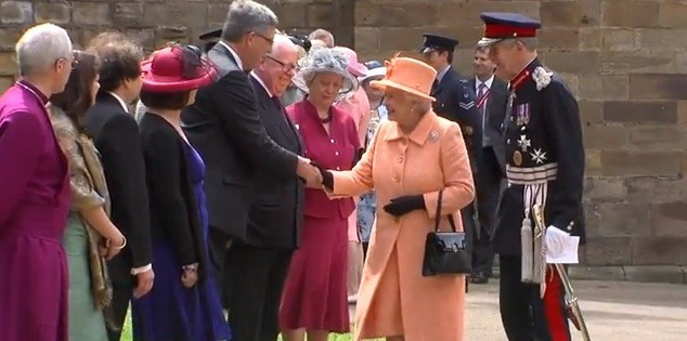 Durham University Vice Chancellor Prof Chris Higgins meets Queen Elizabeth