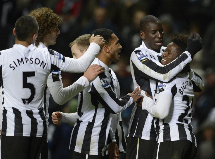 Newcastle United Players Celebrating