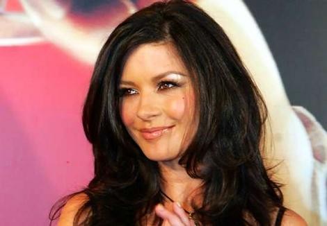 Catherine Zeta Jones Hairstyles (1 pic) - Izismile.com