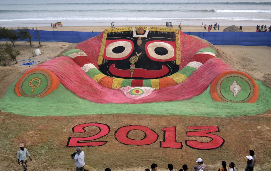 puri new year 2013 sand sculpture