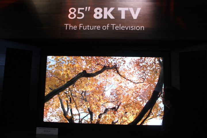 Sharps 8K TV - the Future of TV