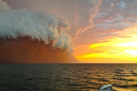 Australia sandstorm