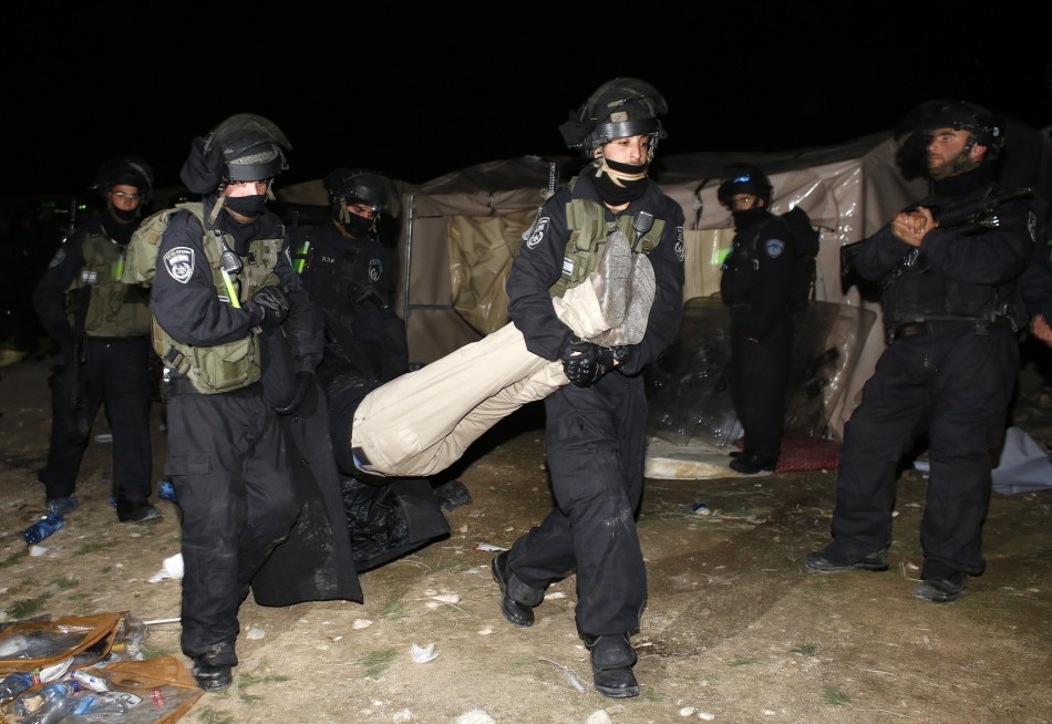 Israeli forces evict Palestine tents