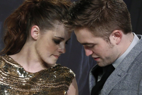 Golden Globes Awards 2013: Robert Pattinson to Present, Will Kristen Stewart be There?