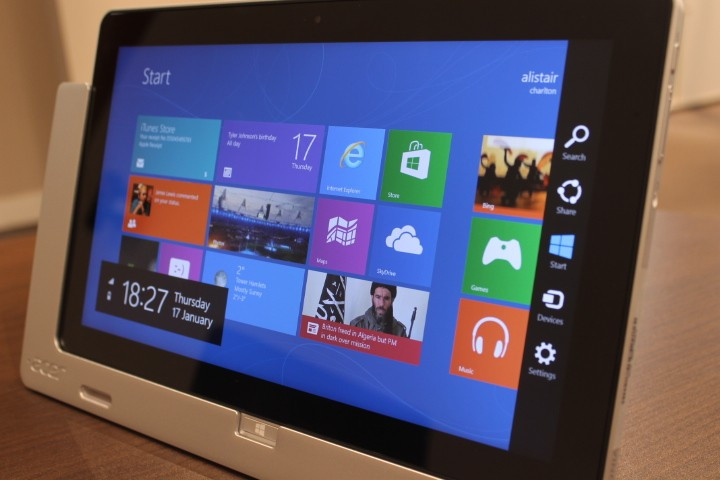 Acer Iconia W700