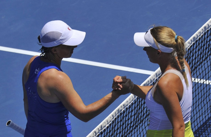 Svetlana Kuznetsova (L) and Caroline Wozniacki
