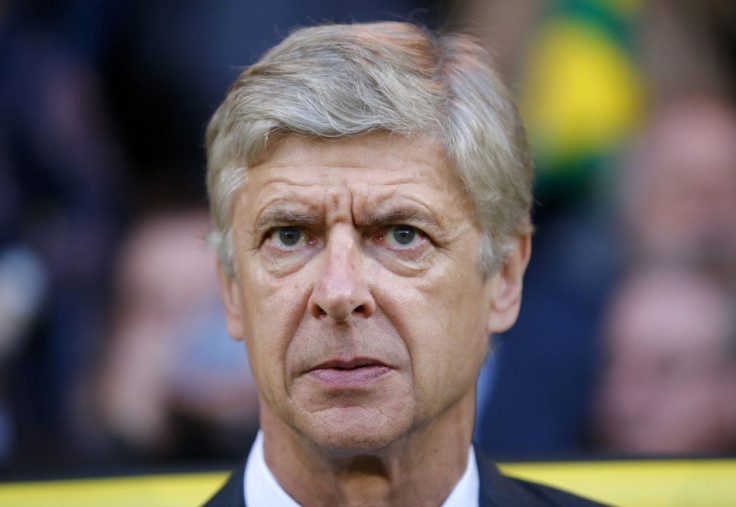 Wenger hints at defensive cover before deadline day