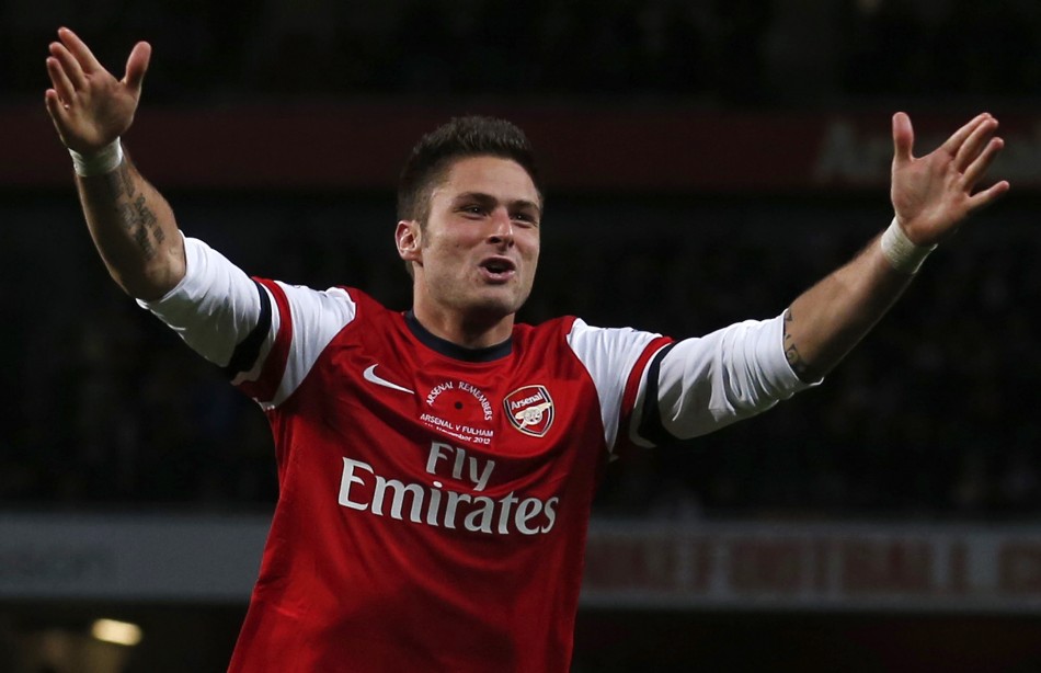 Arsenal Striker Dares to Dream of Champions League Finish