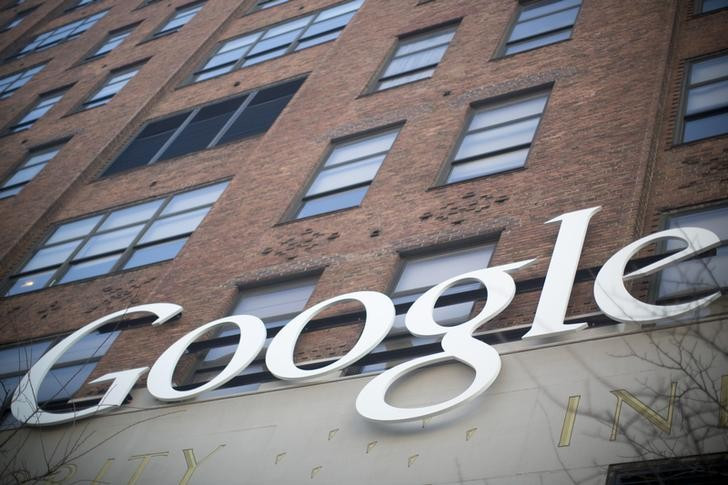 Google logo Google logo