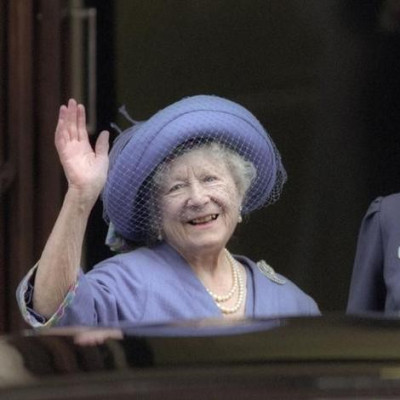 The Queen Mother had a hip replacement operation in December 1995