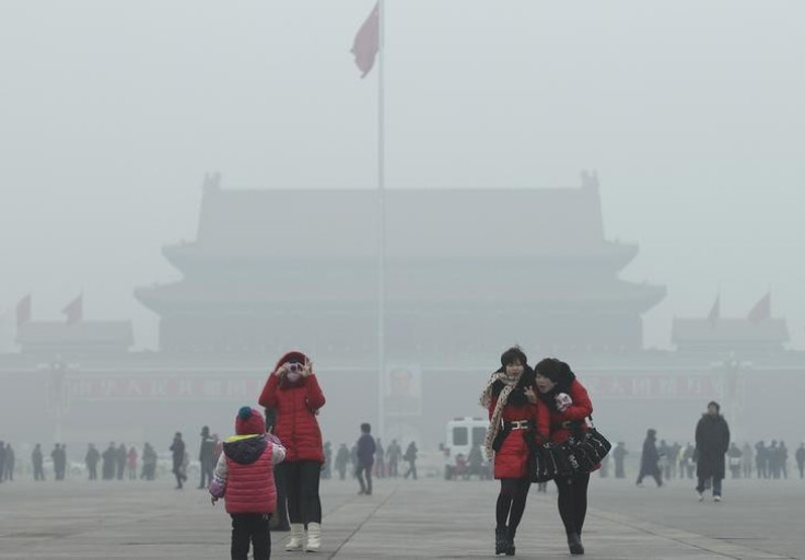 China Pollution Levels: Chinese New Year 2013 Masked by Smog [PHOTOS]