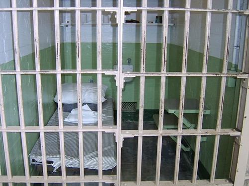 prisons prisons