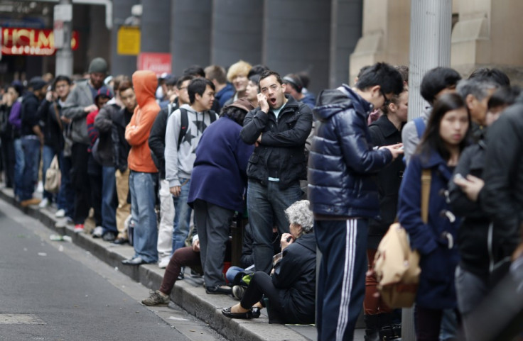 iPhone 5 Sales Queues