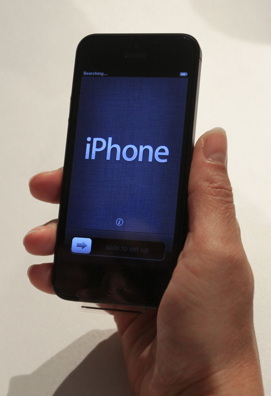 Apple Acknowledges iPhone Unlocking Flaw IBTimes UK