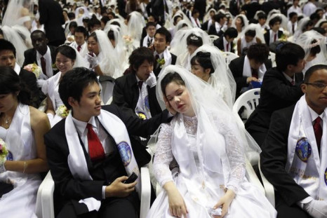 Mass Moonie Wedding in South Korea