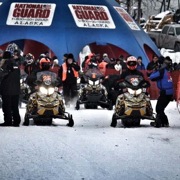 Alaska Snow Machine Iron Dog Race Starts [PHOTOS]