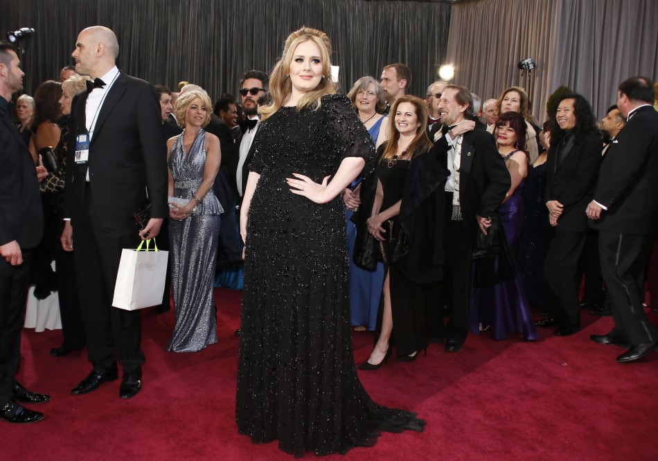 Adele wins Oscar Trophy for Best Original Song
