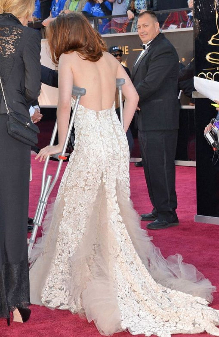 Kristen Stewart: Oscars 2013 Red Carpet on Crutches