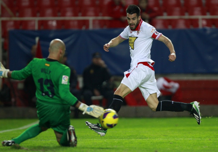 Alvaro Negredo (R)