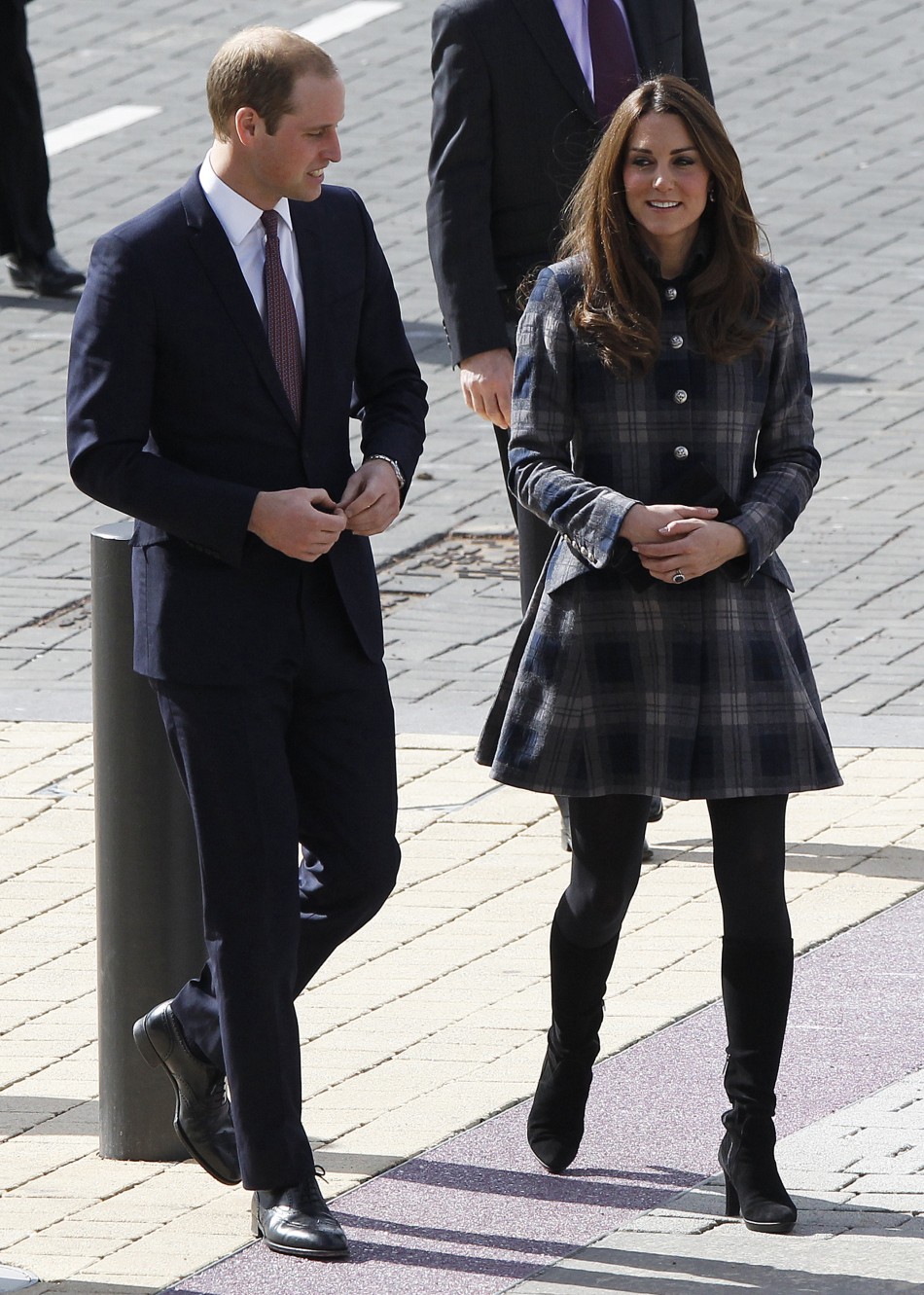 Britains Prince William and his wife Catherine, Duchess of Cambridge arrive for their visit to the Emirates Arena in Glasgow, Scotland April 4, 2013