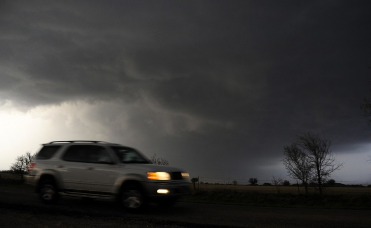 rotating supercell storm