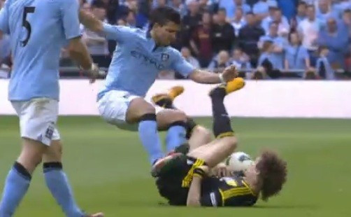 Sergio Aguero and David Luiz