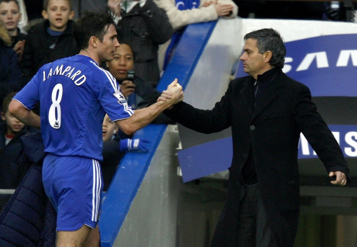 Frank Lampard (L) and Jose Mourinho