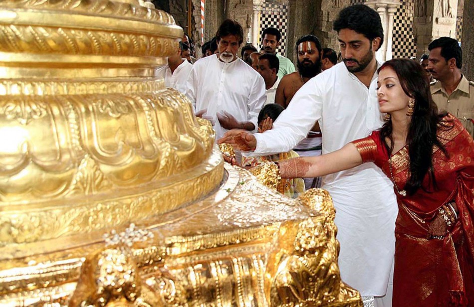 Aishwarya Rai Abhishek Bachchan Sixth Anniversary Best Moments