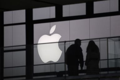 Apple Profits Drop $2bn Despite Record Revenues