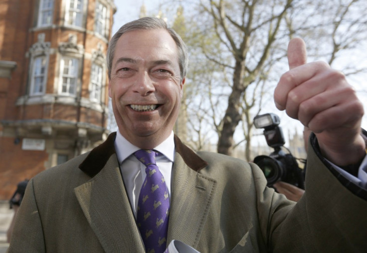 Nigel Farage gives the thumbs up as he arrives at Milbank studios