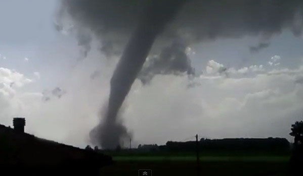 11 Hurt as Tornado Strikes Northern Italy | IBTimes UK