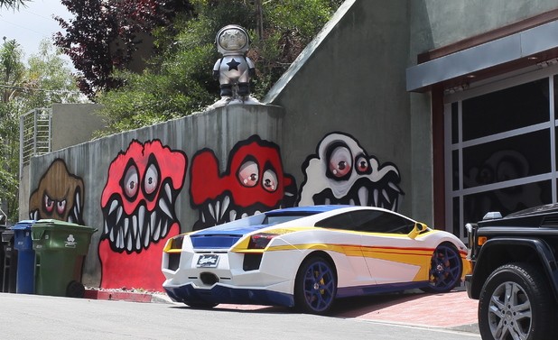 Chris Brown Scares Children With Monster Graffiti Outside ...