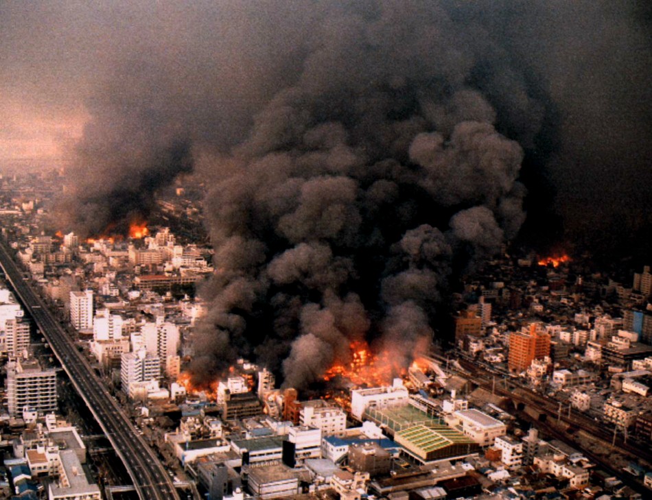 Japans Kob Earthquake 1995