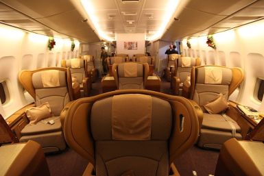 Cabin crew share tips on getting into first class for free (Wiki Commons)