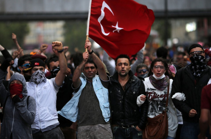 Turkish protesters in Ankara