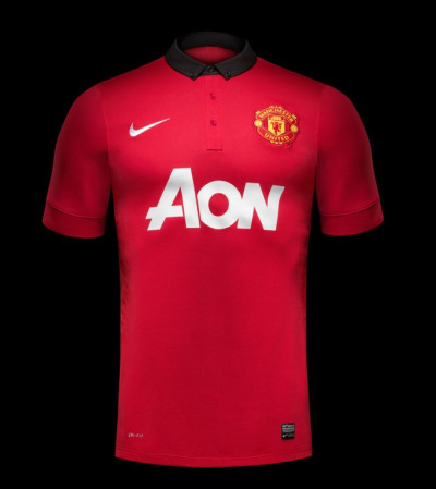Manchester United 201314 home kit - front