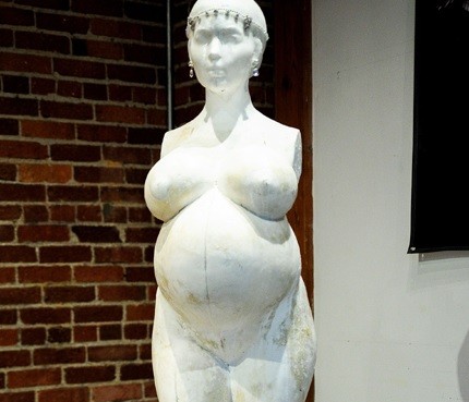 Kim Kardashian Statue 97