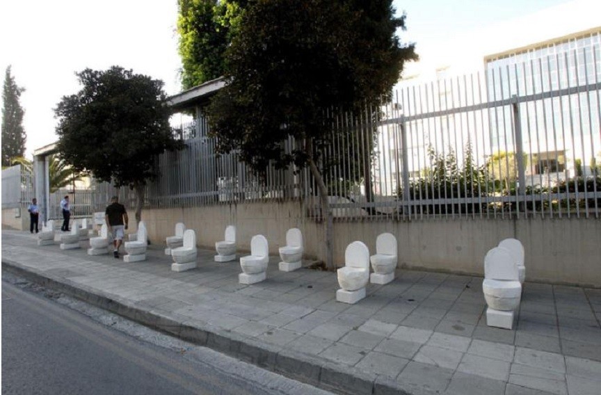 Andreas Efstathious toilets