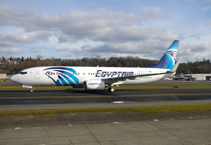 Five Syrians claim asylum from diverted Egyptair flight (egyptsuntours.com) Five Syrians claim asylum from diverted Egyptair flight (egyptsuntours.com)