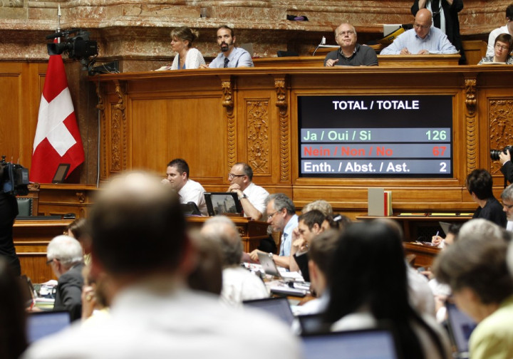 The National Council vote not to discuss the legislation of the Swiss - U.S. tax deal during their summer parliament session in Bern June 18, 2013. (Photo: Reuters) The National Council vote not to discuss the legislation of the Swiss - U.S. tax deal during their summer parliament session in Bern June 18, 2013. (Photo: Reuters)