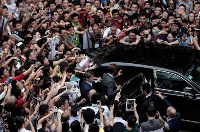 David Beckham visits Tonji stadium