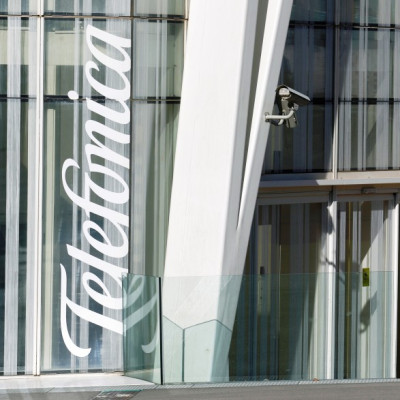 Telefonica plans to sell O2 to BT in Strategic partnership