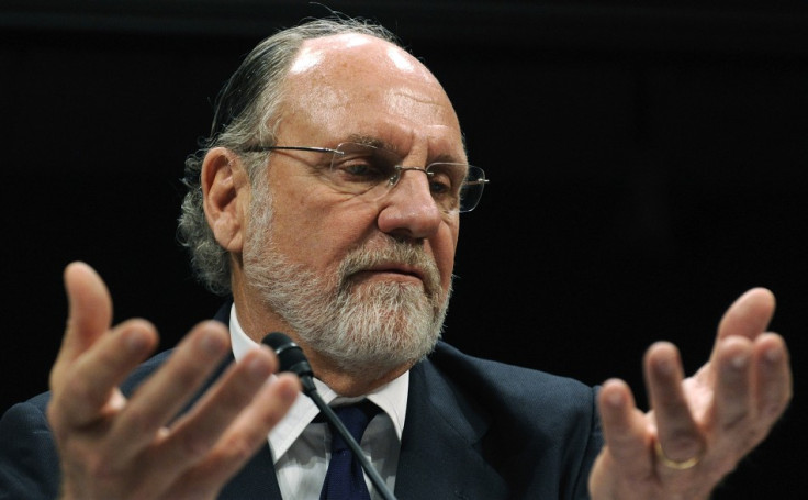 Jon Corzine in front of US government hearings in 2011 (Photo: Reuters)