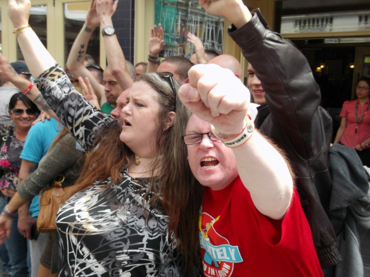 Woolwich EDL mob