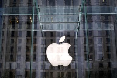 Apple to Become World's First Trillion Dollar Company
