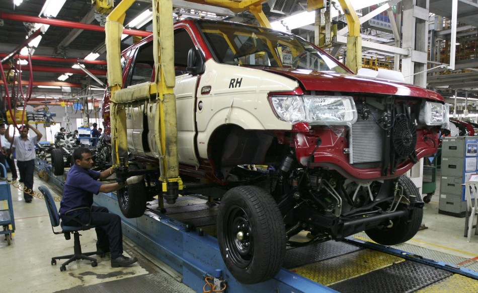 GM fires several employees after probe into SUV recall GM fires several employees after probe into SUV recall